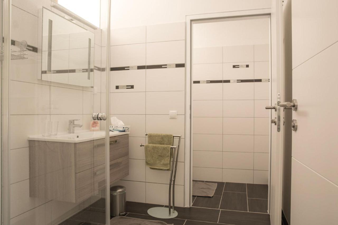 Ferienwohnung Am Weingut Eisenbock Strass  Zewnętrze zdjęcie