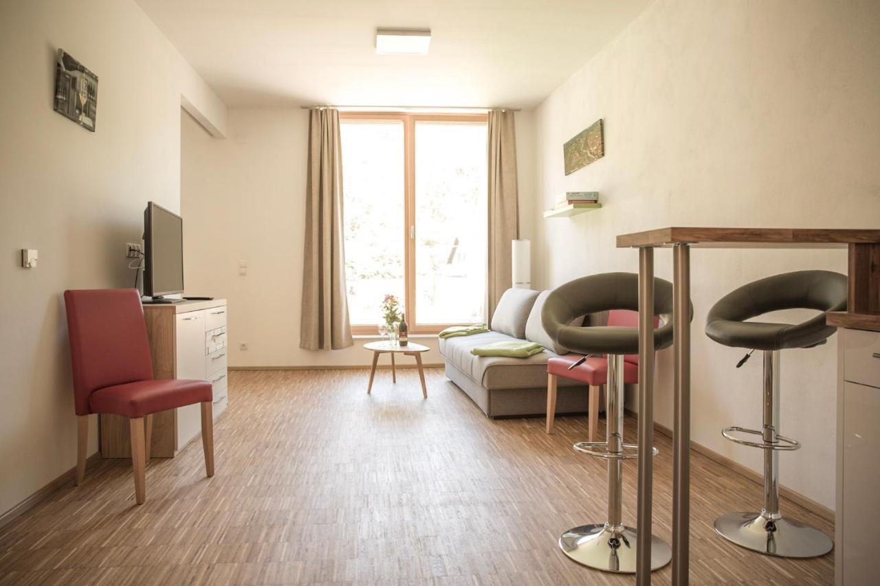 Ferienwohnung Am Weingut Eisenbock Strass  Zewnętrze zdjęcie